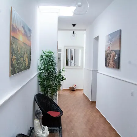 Casa Serafin Y Aurelia *
