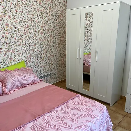 Casa Serafin Y Aurelia Vecindario (Gran Canaria)